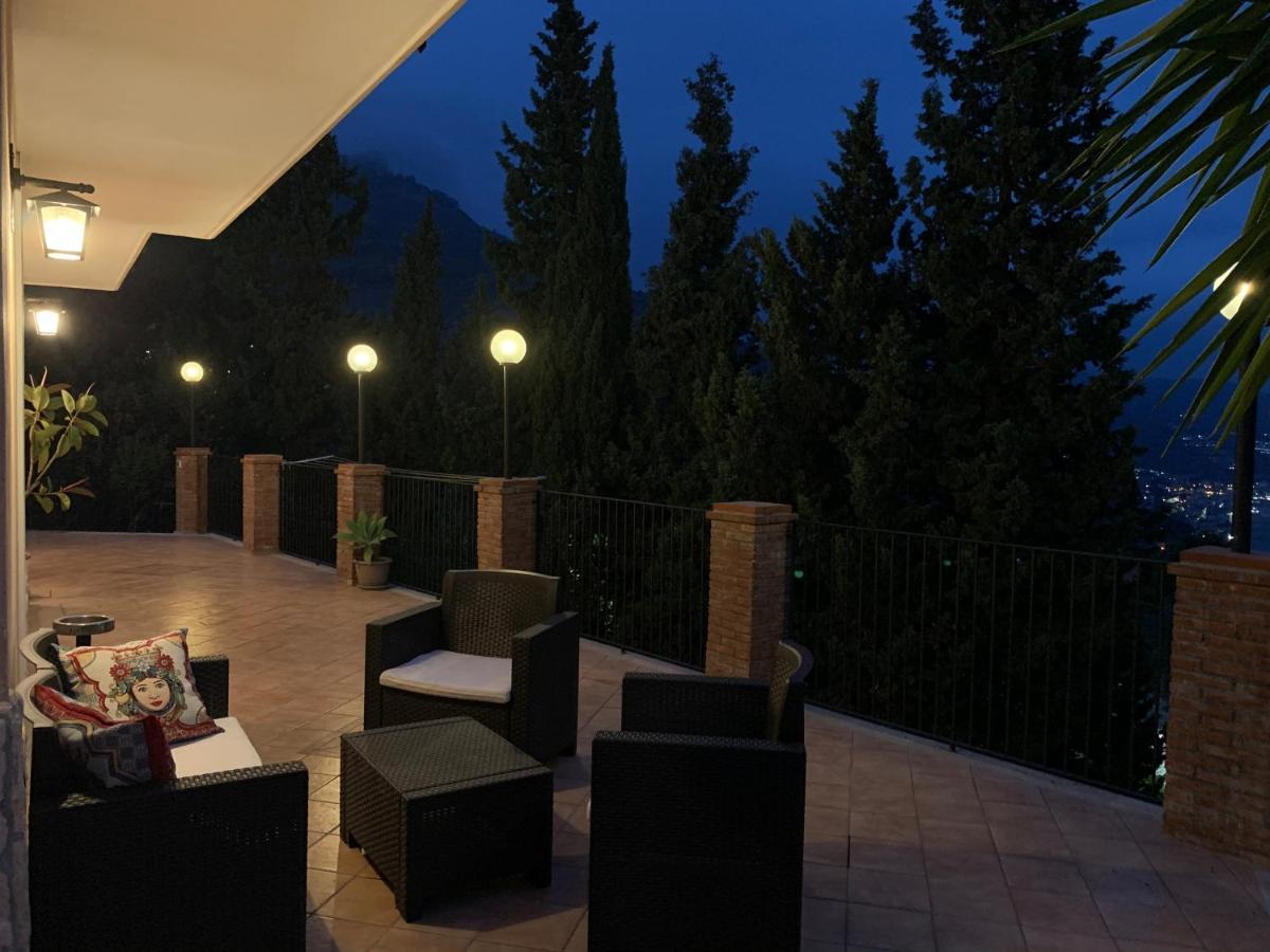 Villa Mimma Таормина Екстериор снимка