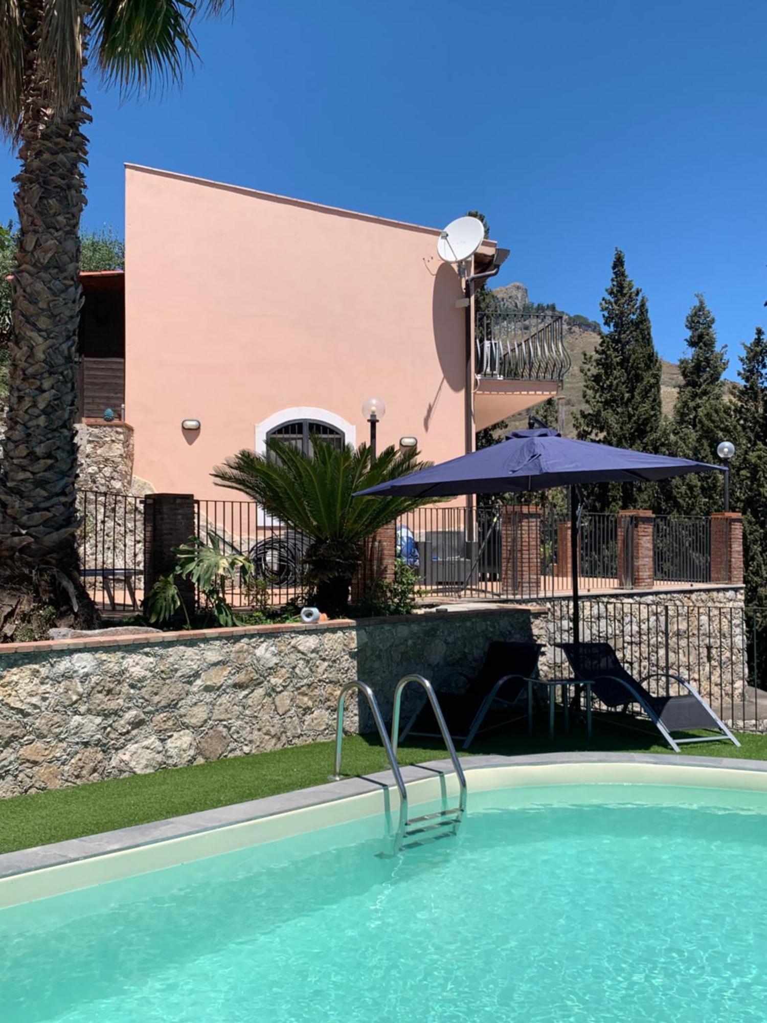 Villa Mimma Таормина Екстериор снимка